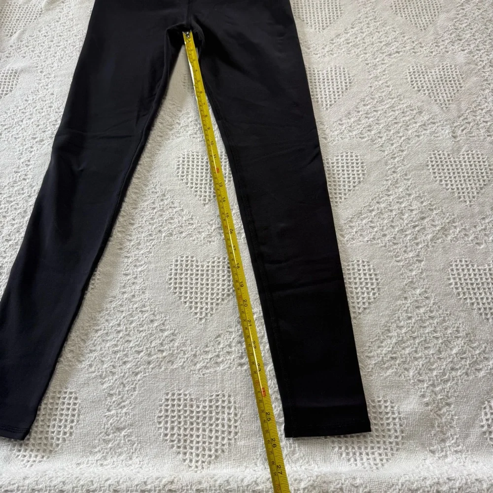 Black Alo Yoga Leggings with Pocket (S)